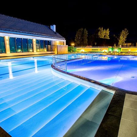 Feniks Apartamenty - Sun Club SPA Kolobrzeg Bagian luar foto