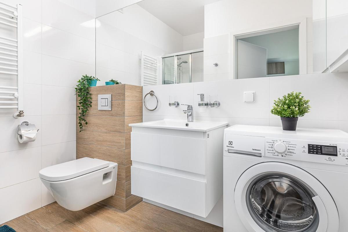 Feniks Apartamenty - Sun Club SPA Kolobrzeg Bagian luar foto
