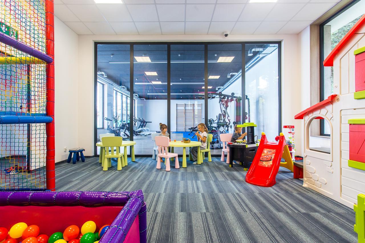 Feniks Apartamenty - Sun Club SPA Kolobrzeg Bagian luar foto